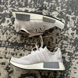 Size 5.5 Raw White NMD R1 adidas shoes